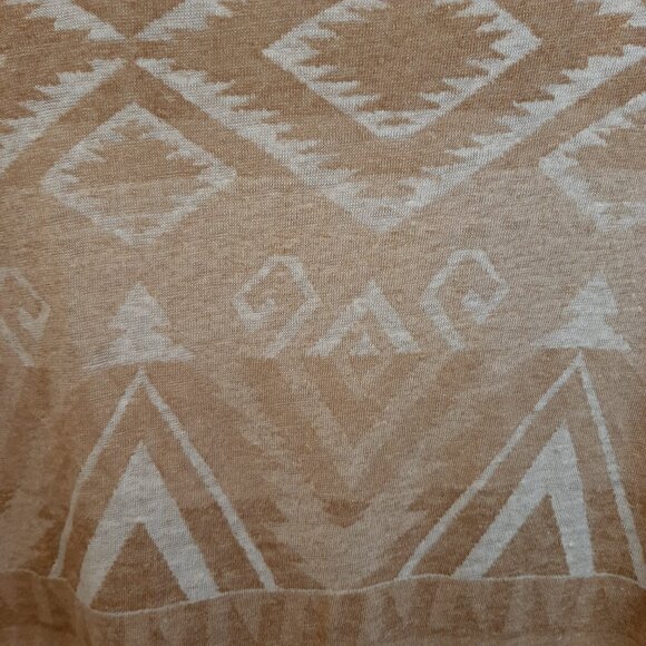 Lauren Ralph Lauren Aztec Print Linen Top; Short-sleeve; Size L; Good Condition - Picture 4 of 5